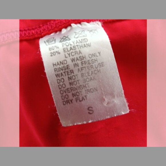 VINTAGE "ATSUI" SWIM BRIEF, < 1" SIDES, RED, SIZE "S" (30") - Picture 5 of 8